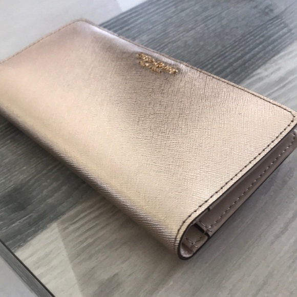 kate spade Handbags - ✨HP✨🌸Kate Spade Cameron Bifold Snap Wallet